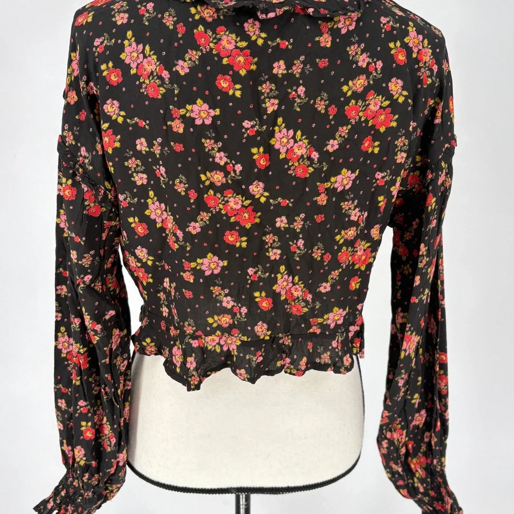 Free People Womans Secret Garden Blouse Crop Top Size S Red‎ Floral Print Casual